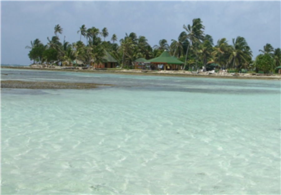 Foto No. 1. Fondos arenosos y blandos cerca de Haines Cay. Foto modificada de Víctor Sepúlveda, 2007